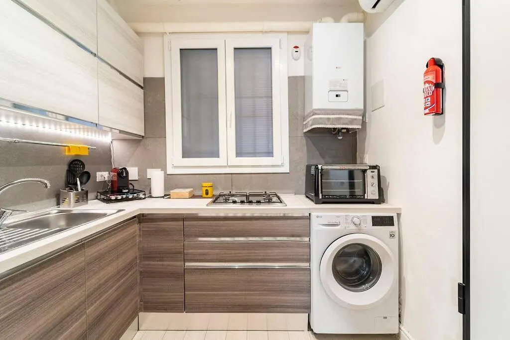 La Chiocciola - La Tua Casa Con Te A Bologna Apartment 0*,  Italy